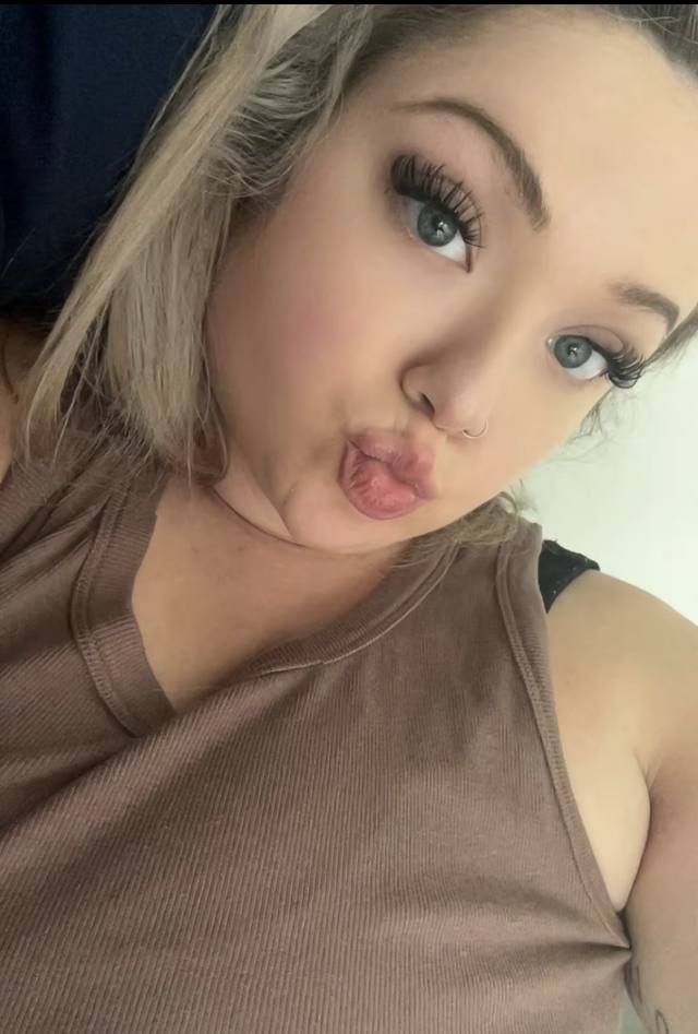 NO PAYMENT REQUIRED- SEXY SINGLE MOM FOR MEET AND FUCK AS LONG AS YOU KNOW HOW TO USE YOUR DIVK 🍑🍑💦💦🍆🍆. - Image 3